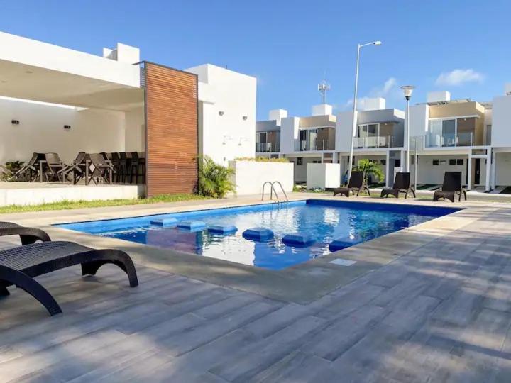 Elegante Y Preciosa Casa Con Excelente Ubicacion Villa Cancun Exterior photo